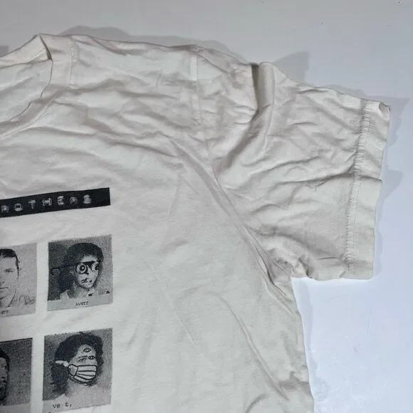 Avett Brothers Band Yearbook Style Short Sleeve T-Shirt Merch Unisex Size Large - Picture 3 of 5